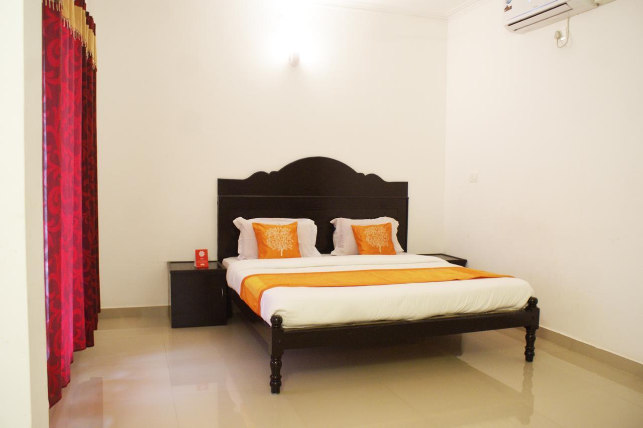 Oyo 4867 Royal Homes Alappuzha 외부 사진