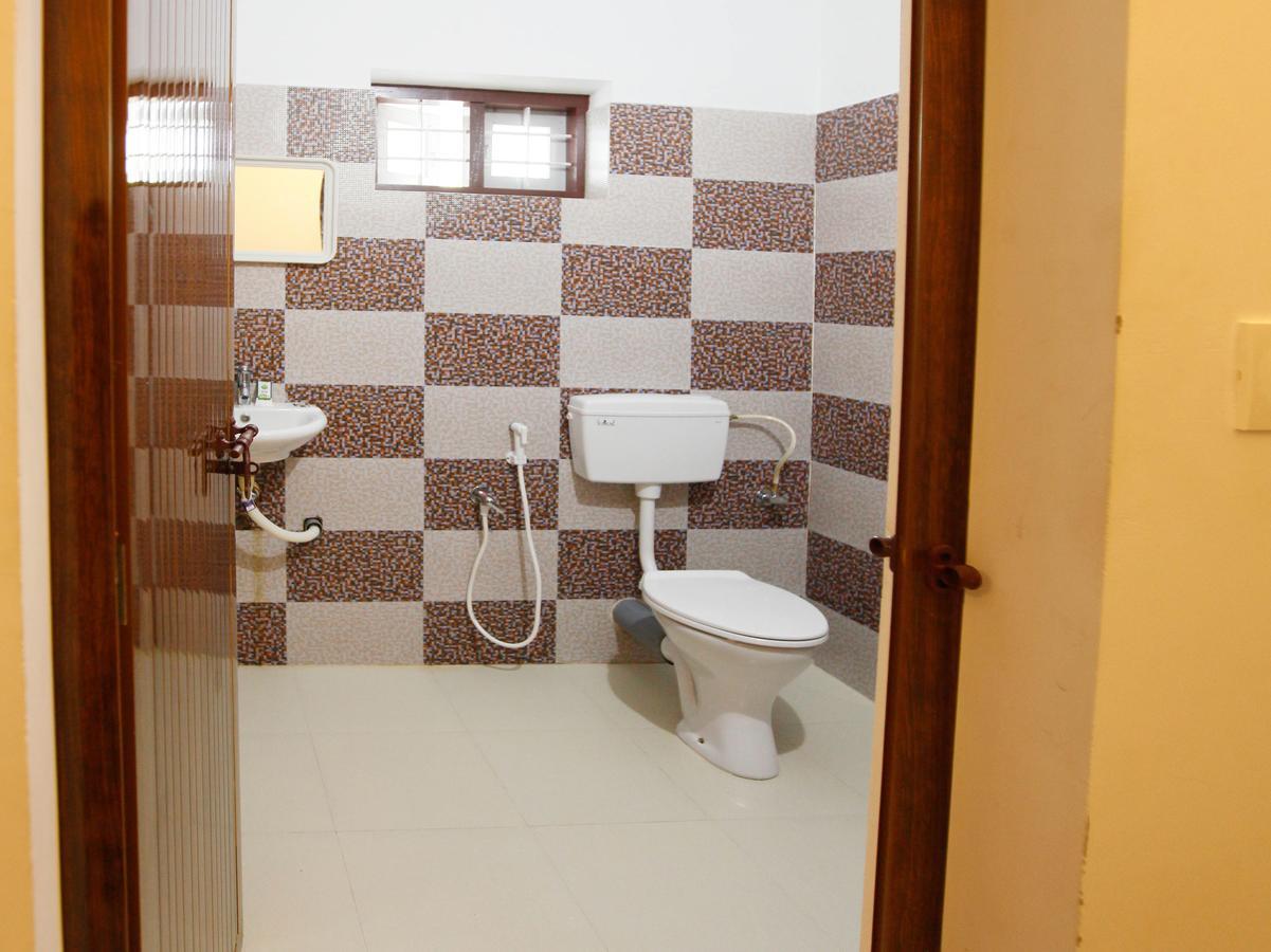 Oyo 4867 Royal Homes Alappuzha 외부 사진