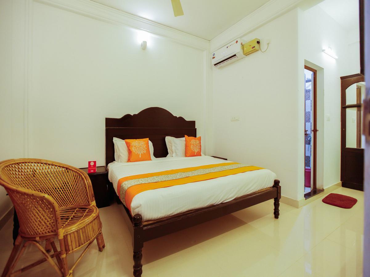 Oyo 4867 Royal Homes Alappuzha 외부 사진